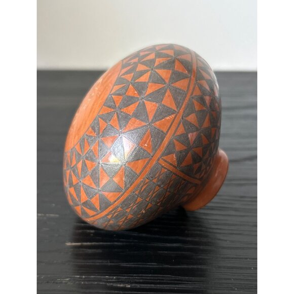 Mata Ortiz Seed Pottery Handmade by Flora Rodriguez Geometric Design Mexican Art - Picture 7 of 12